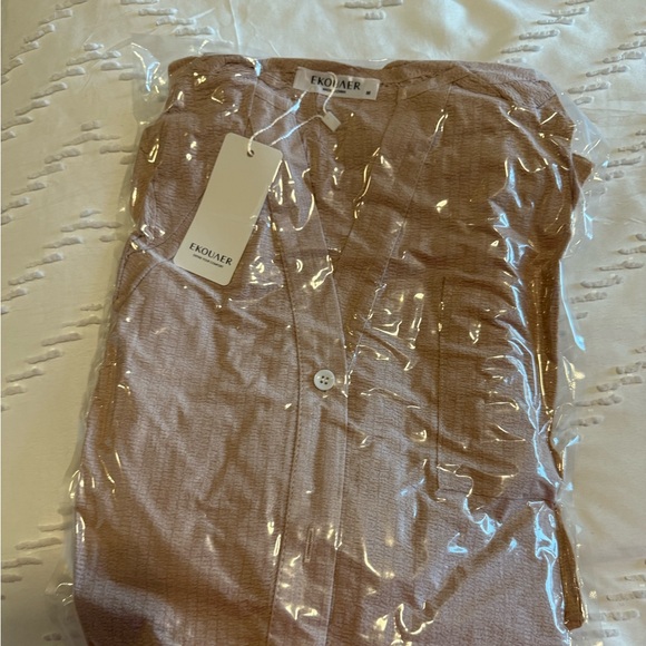 Amazon Two Piece Set - Picture 2 of 3